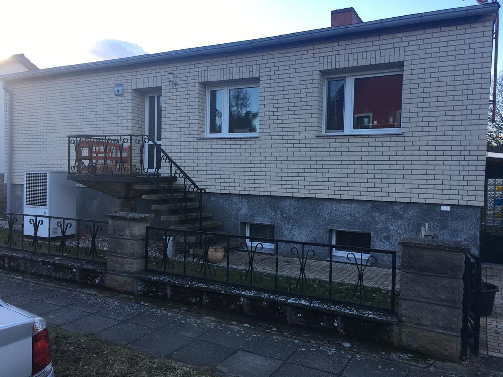 Zimmervermietung Familie Schuster Wusterhausen Exteriör bild